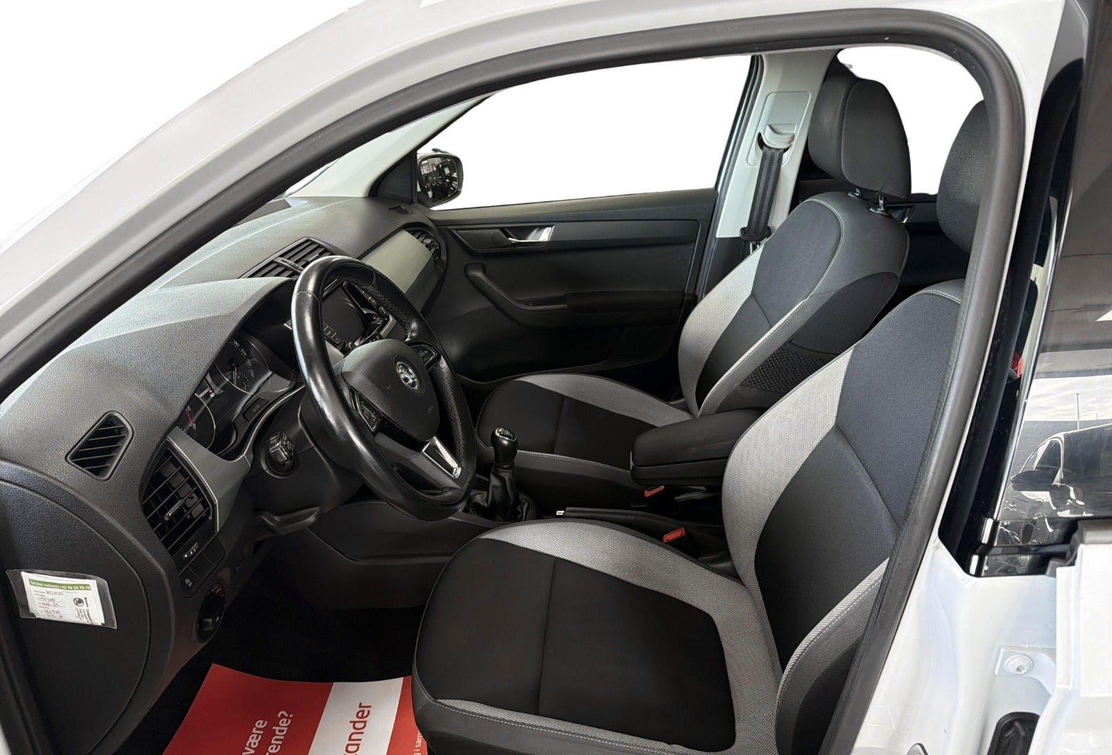Hvid Skoda Fabia fra 2017
