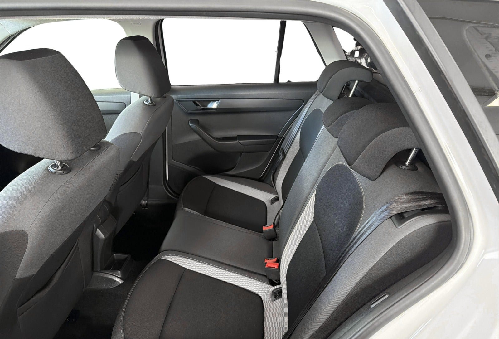 Hvid Skoda Fabia fra 2017