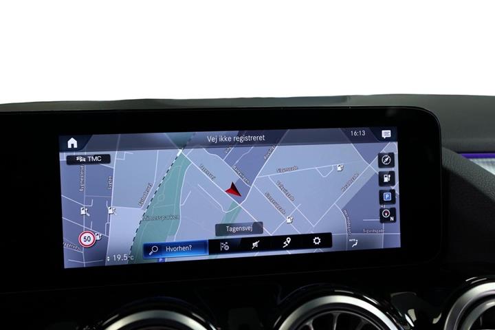 Grå Mercedes EQA250+ fra 2023