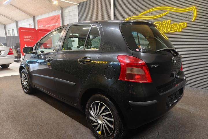 undefined Toyota Yaris fra 2006
