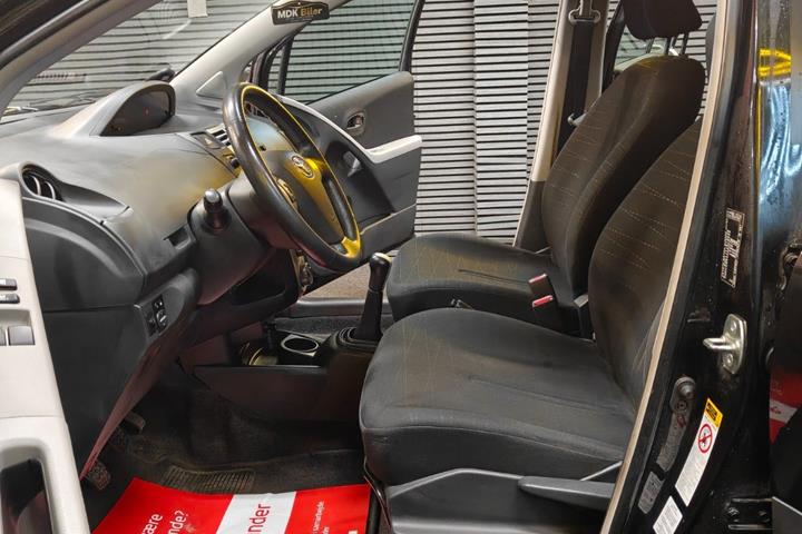undefined Toyota Yaris fra 2006