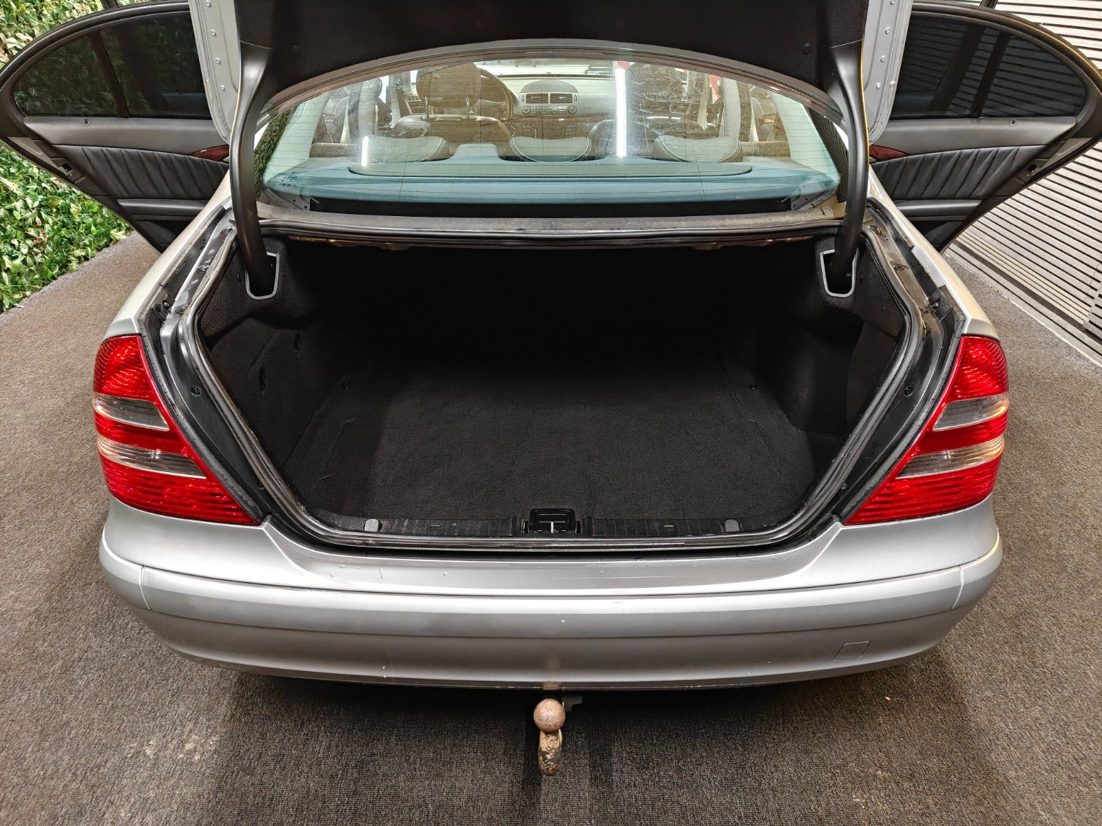 undefined Mercedes E240 fra 2005