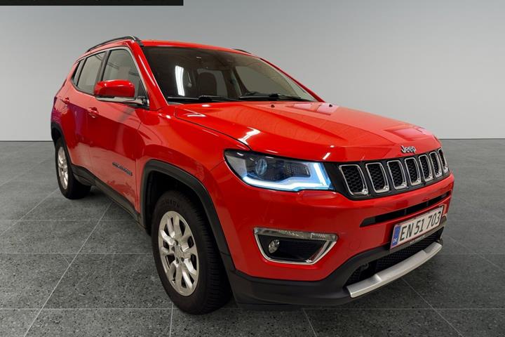 Rød Jeep Compass fra 2020