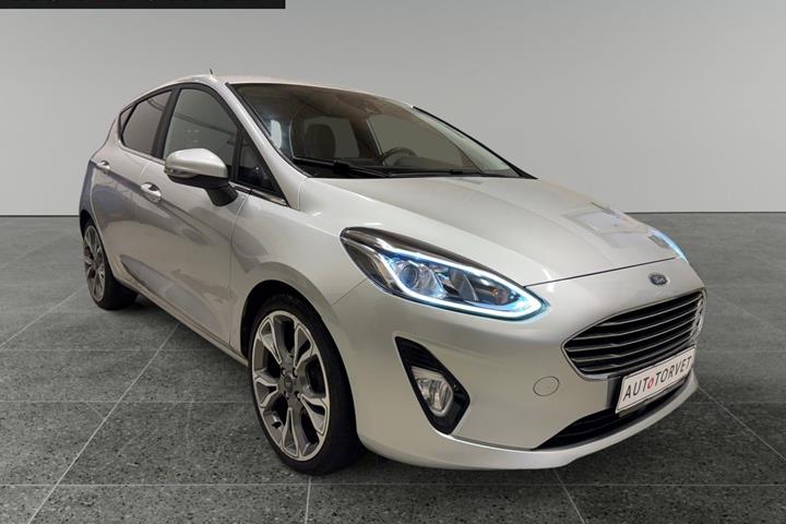 Sølv Ford Fiesta fra 2017