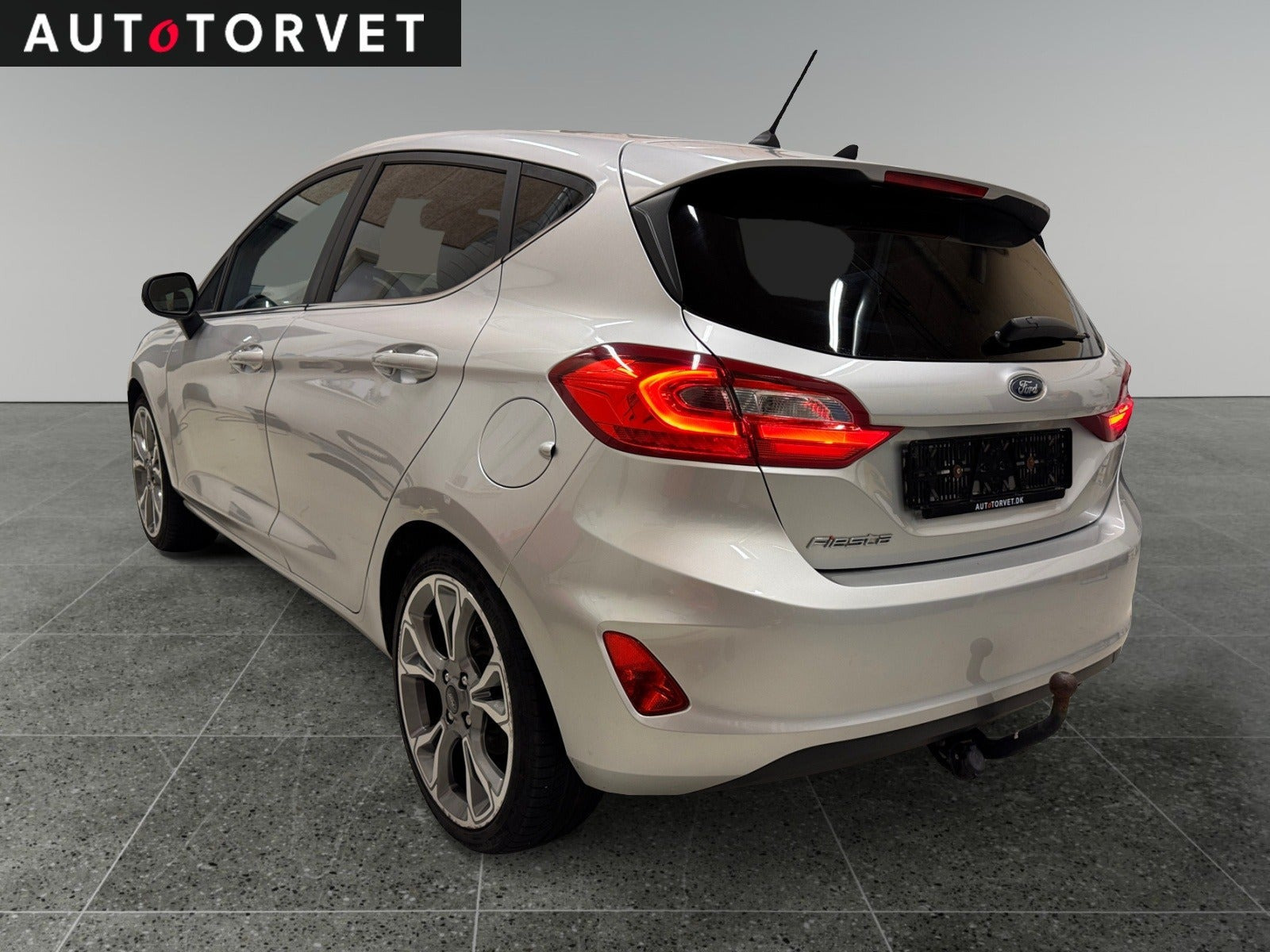 Sølv Ford Fiesta fra 2017
