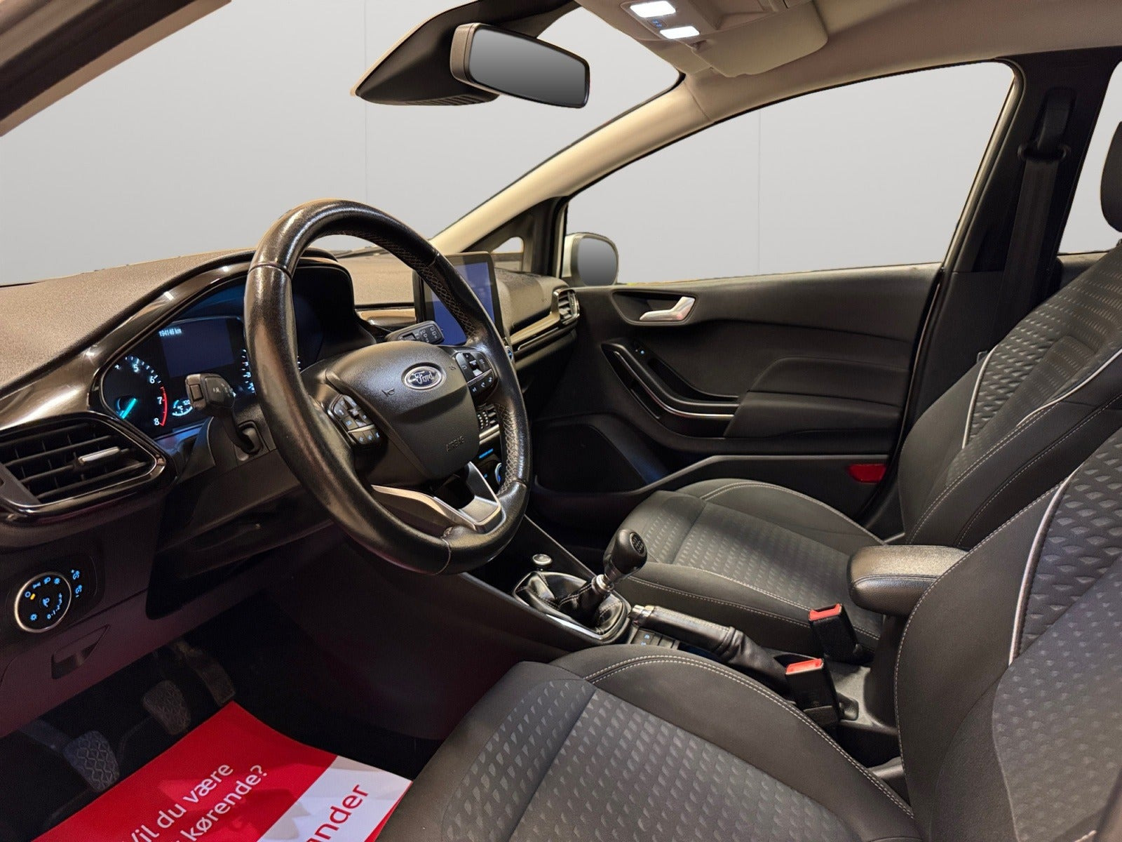 Sølv Ford Fiesta fra 2017