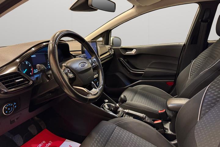 Sølv Ford Fiesta fra 2017
