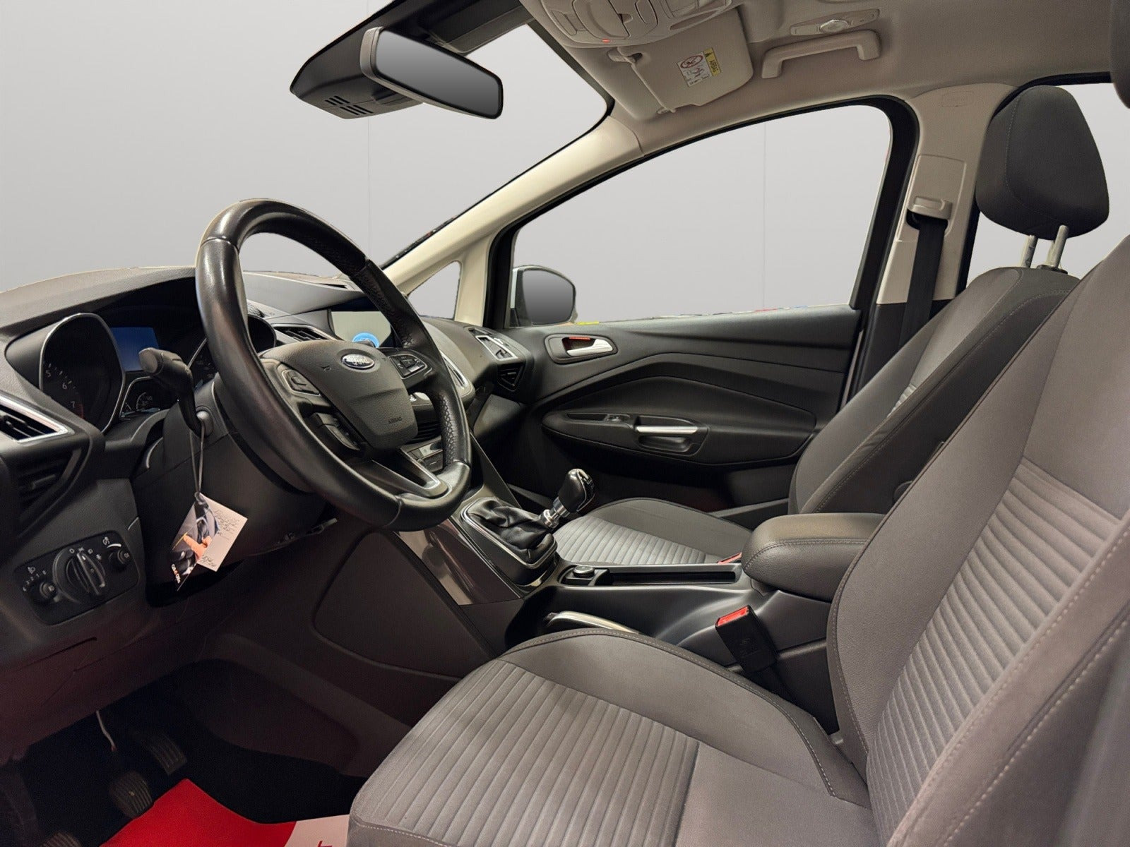 Hvid Ford C-MAX fra 2018