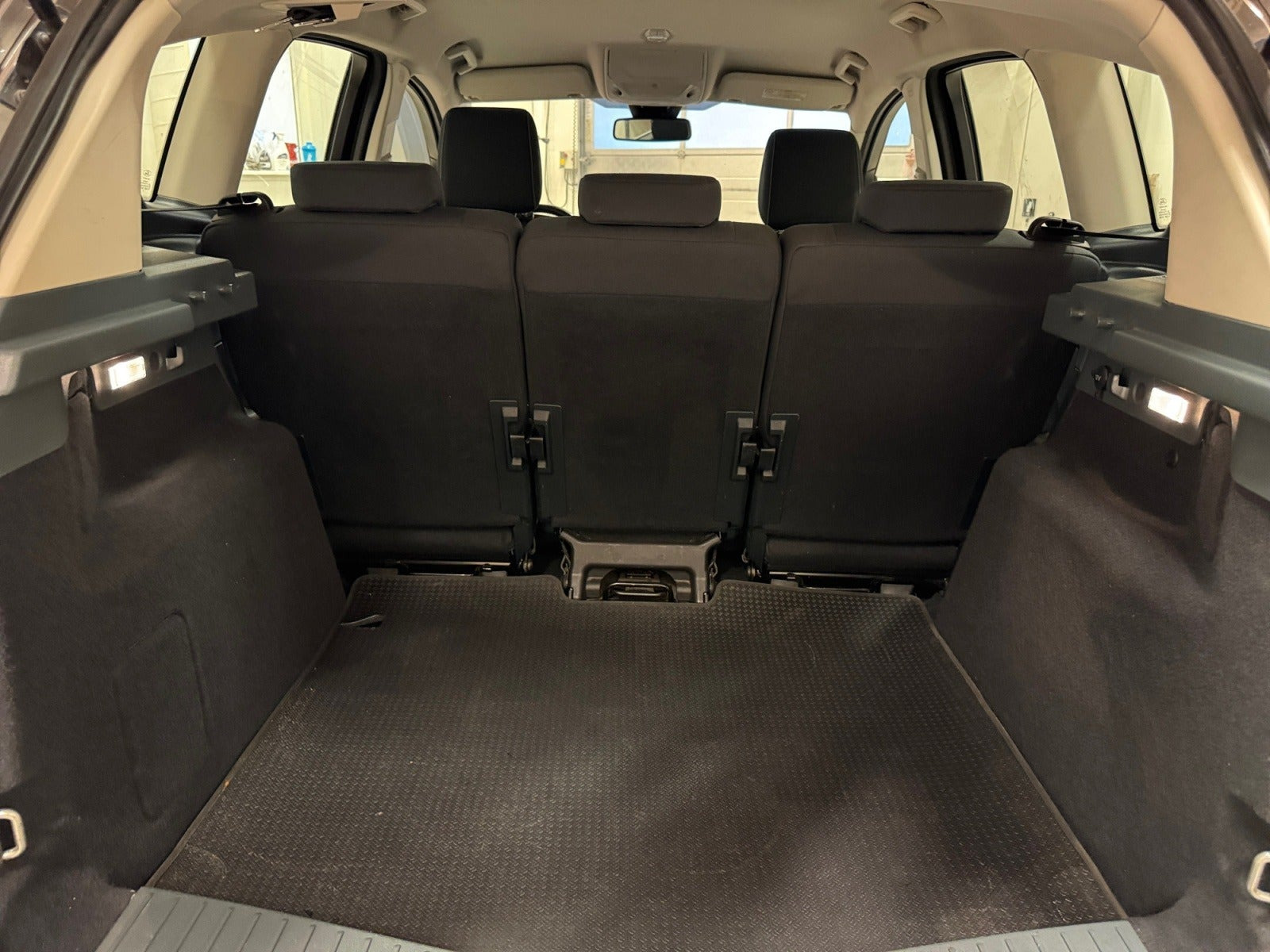 Sort Ford C-MAX fra 2014