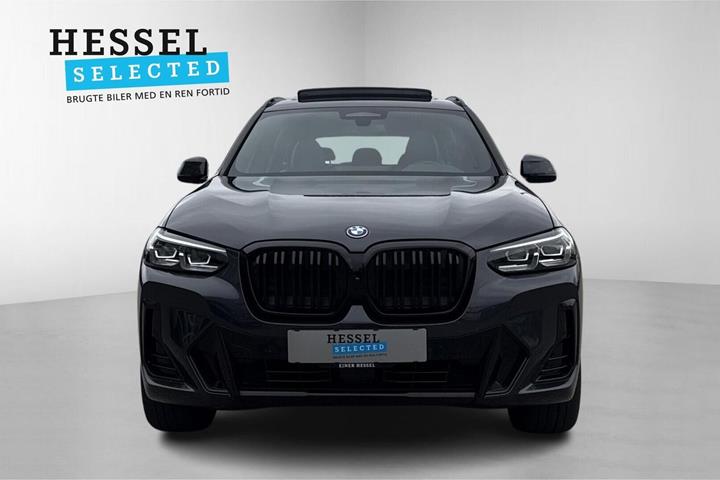 Sort BMW iX3 fra 2023