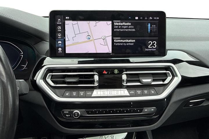 Sort BMW iX3 fra 2023