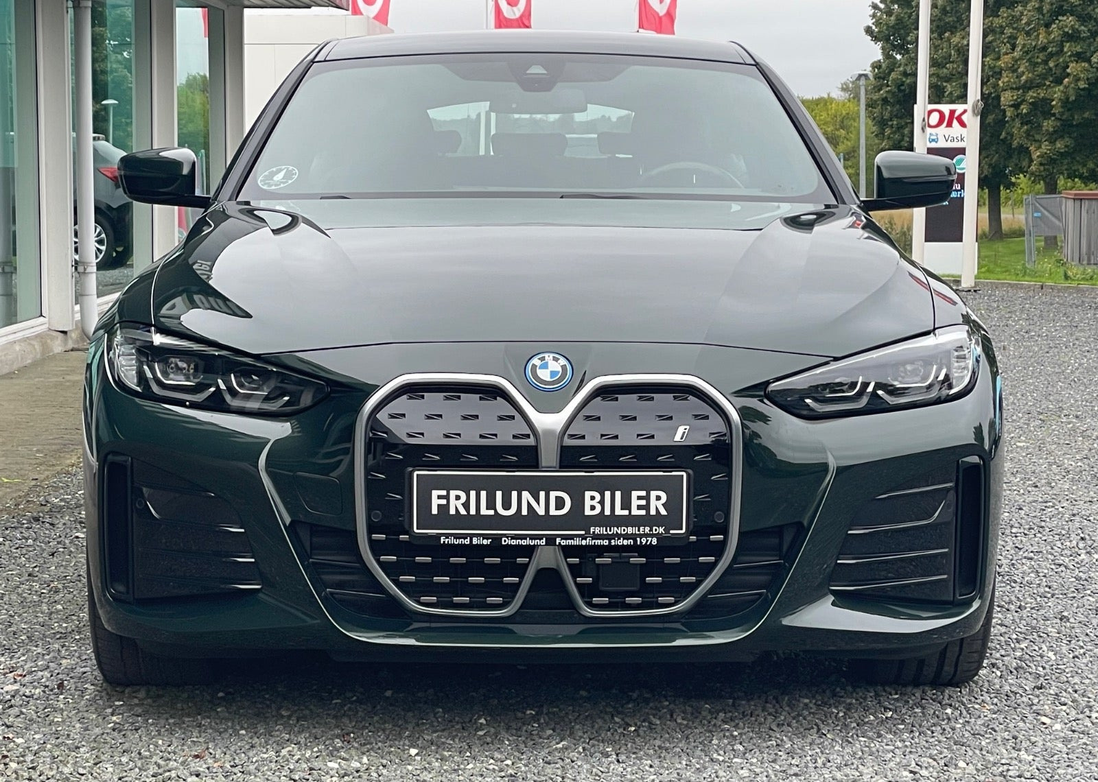 Grøn BMW i4 fra 2023