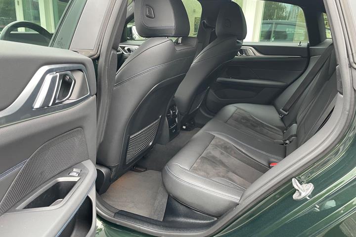 Grøn BMW i4 fra 2023