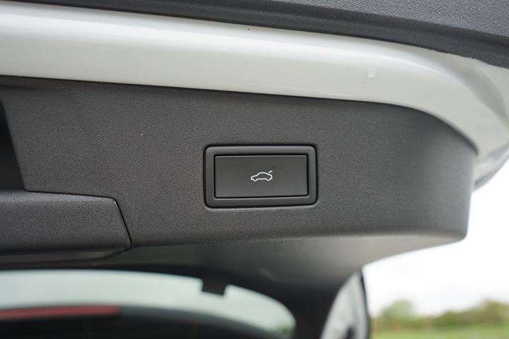 Hvid VW ID.4 fra 2026