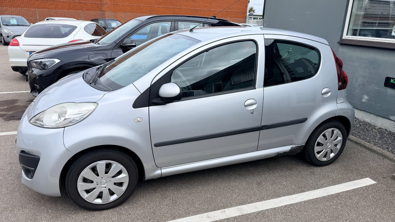undefined Peugeot 107 fra 2013