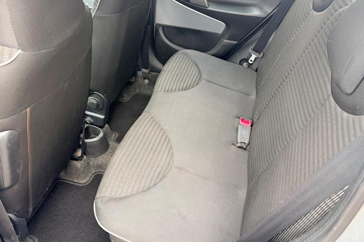 undefined Peugeot 107 fra 2013