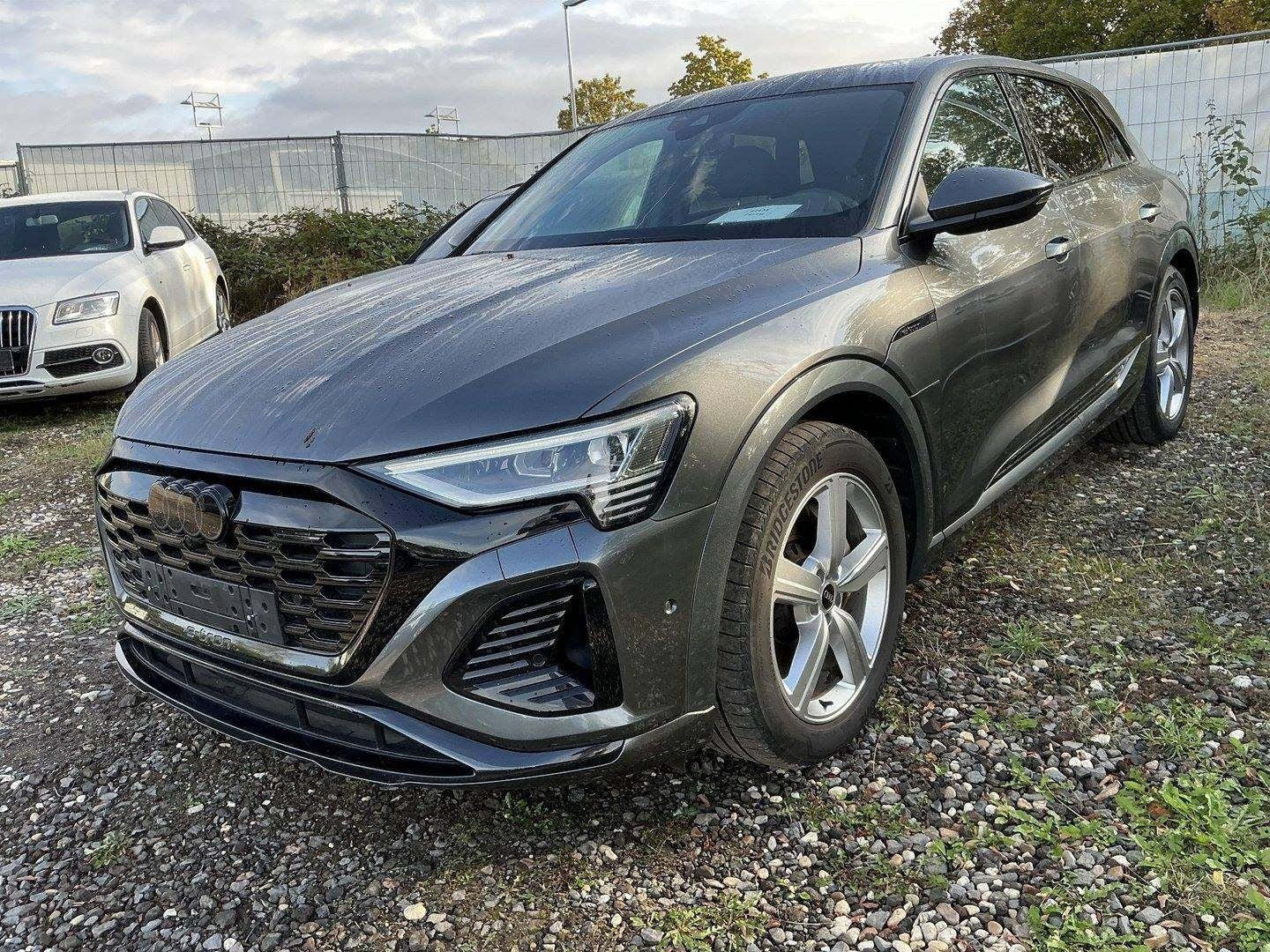 Audi Q8 e-tron 50 S-line quattro