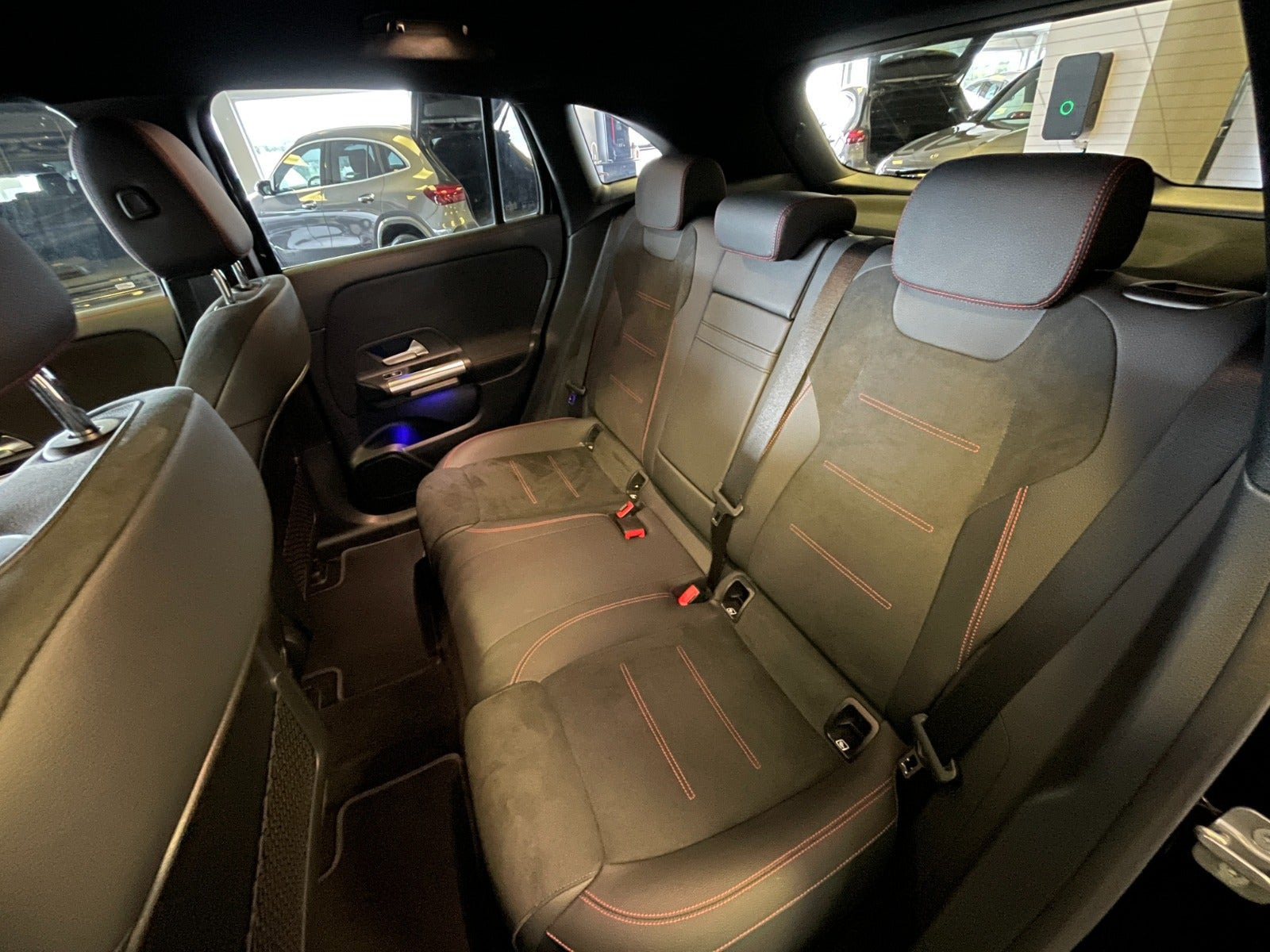 Sort Mercedes EQA250+ fra 2025