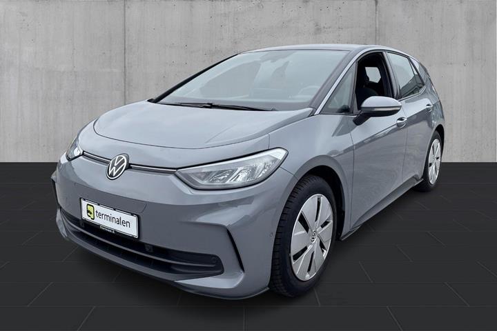 Grå VW ID.3 fra 2024 set udefra