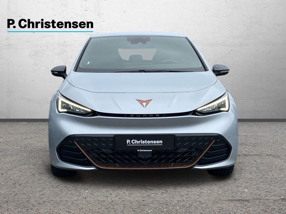 Sølv Cupra Born fra 2023