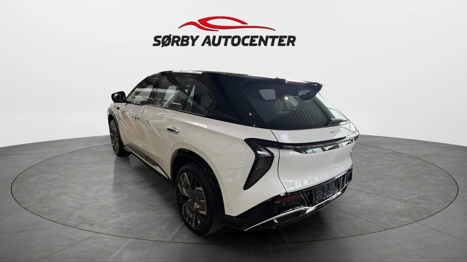 Hvid Hongqi EHS7 fra 2026