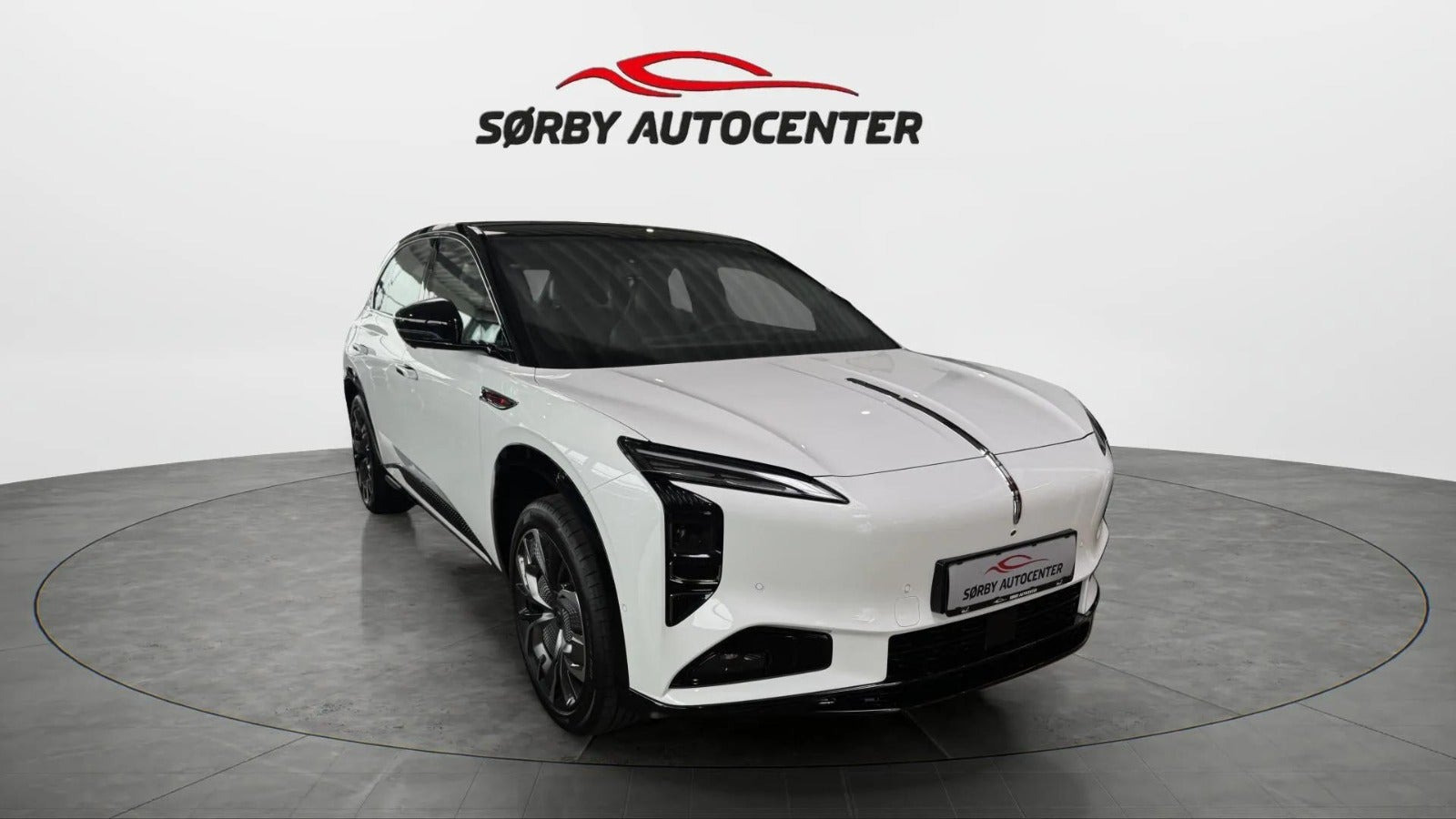 Hvid Hongqi EHS7 fra 2026