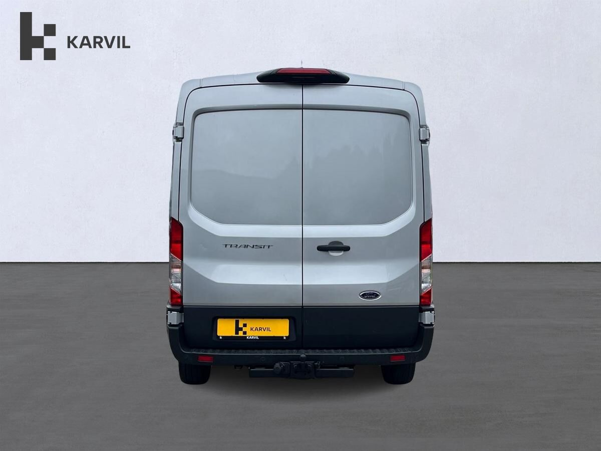 Sølv Ford Transit 350 L2 Van fra 2023