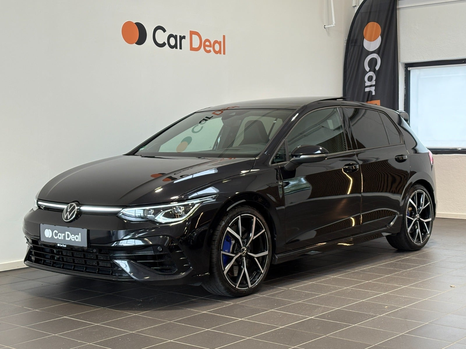 VW Golf VIII 2,0 R DSG 4Motion