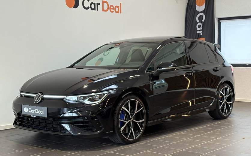 VW Golf VIII 2,0 R DSG 4Motion