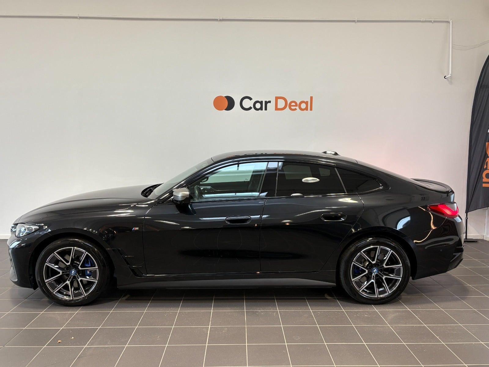 Rød BMW i4 fra 2023