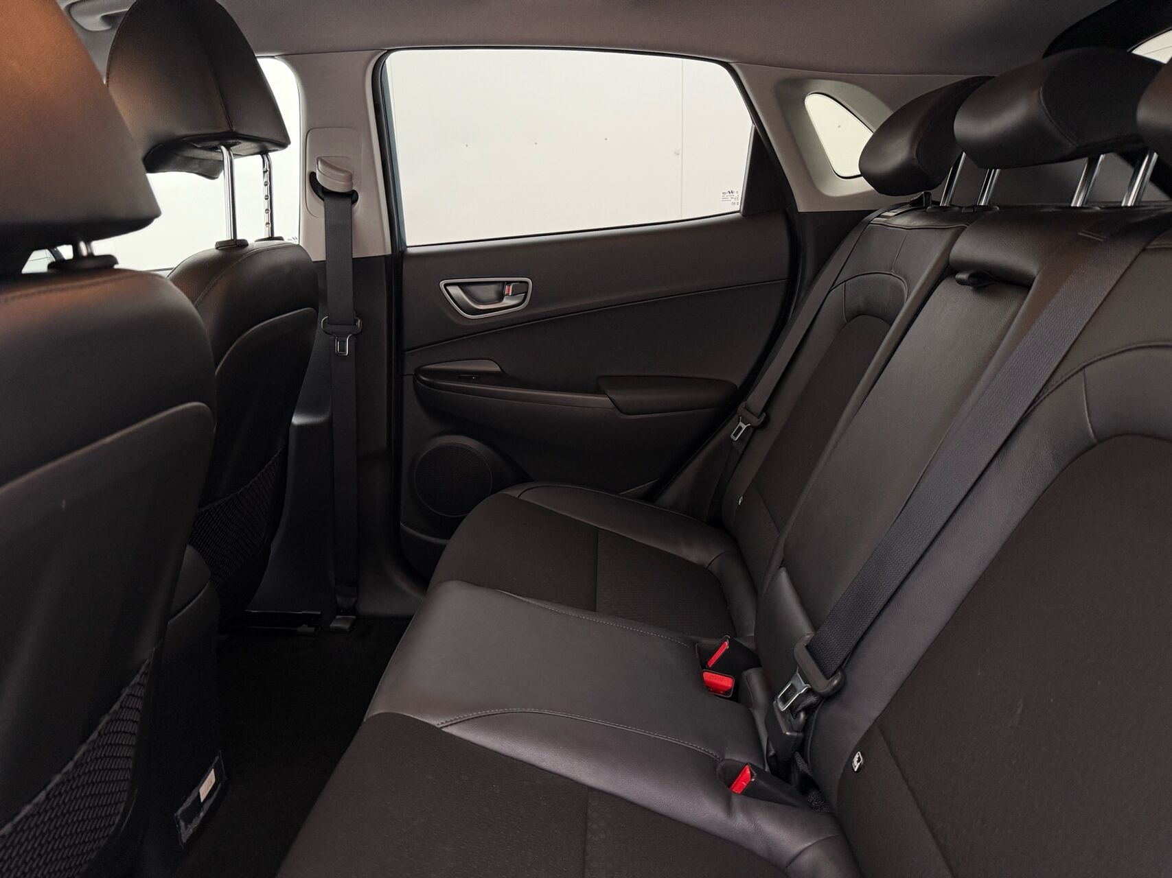 Blå Hyundai Kona fra 2020