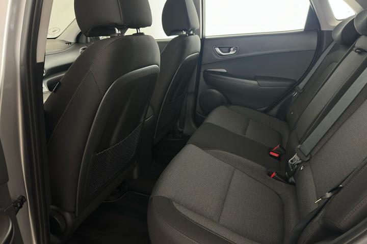 Sølv Hyundai Kona fra 2022