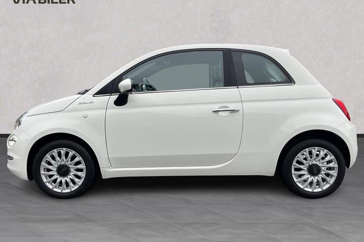 Hvid Fiat 500 fra 2023