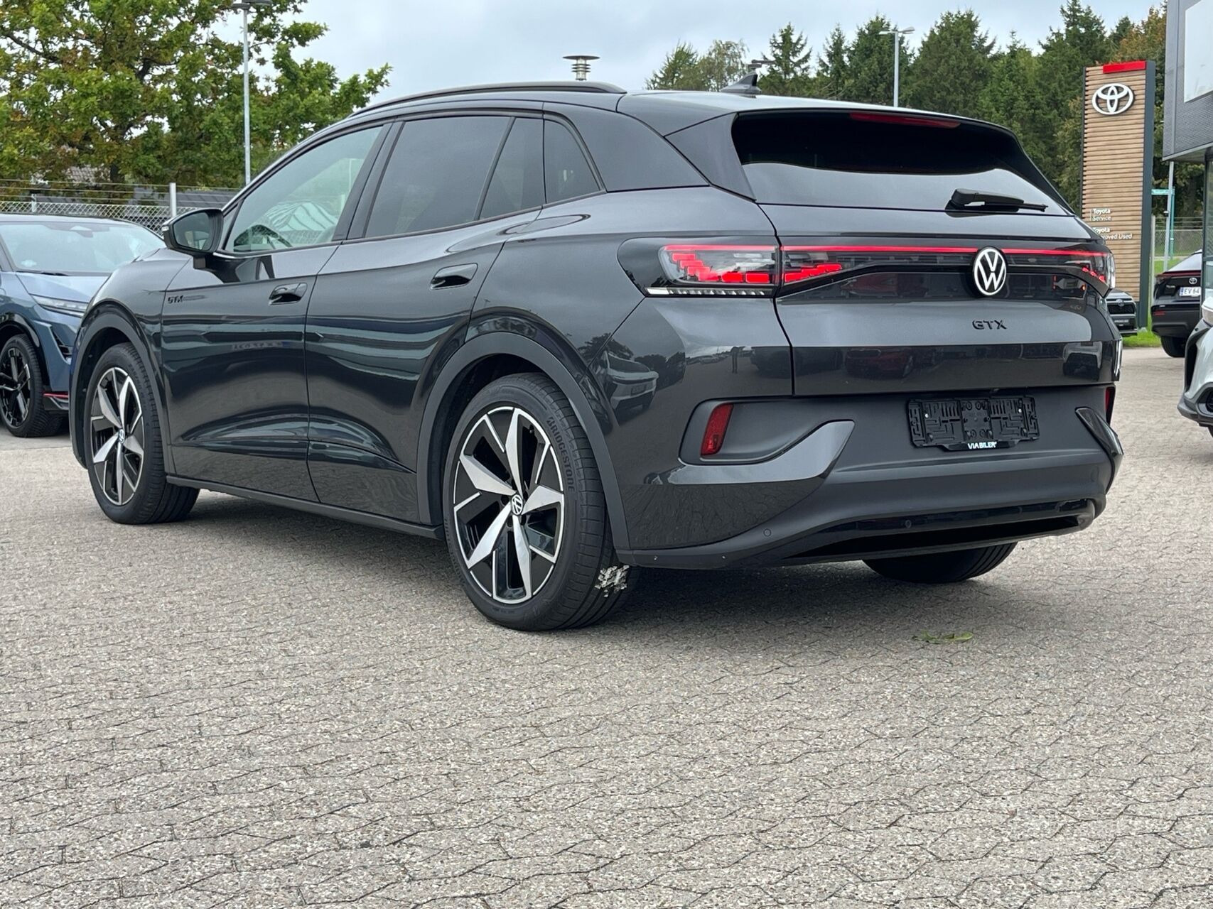 Grå VW ID.4 fra 2023