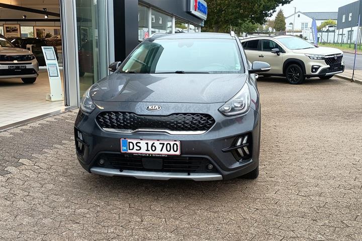 Grå Kia Niro fra 2021