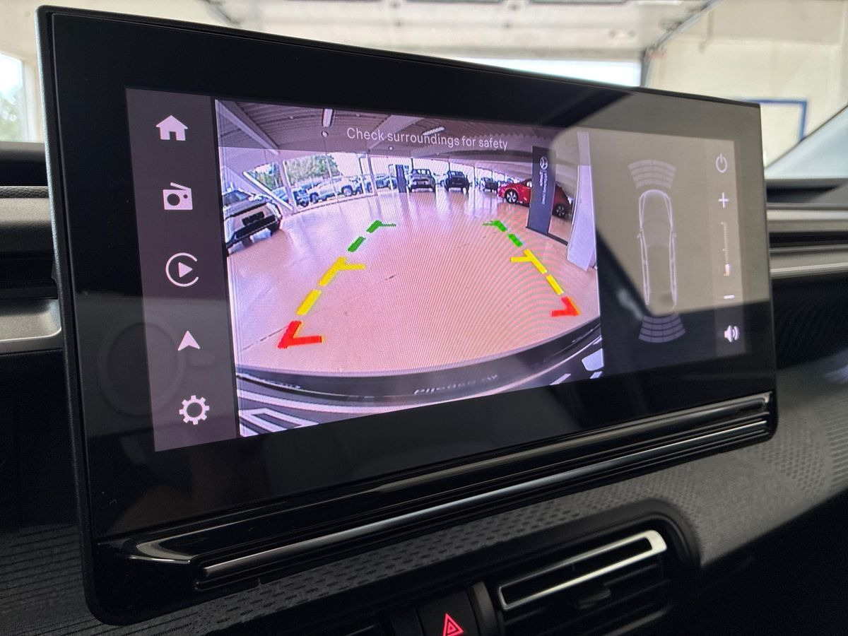 Grøn Citroën e-C3 Aircross fra 2025