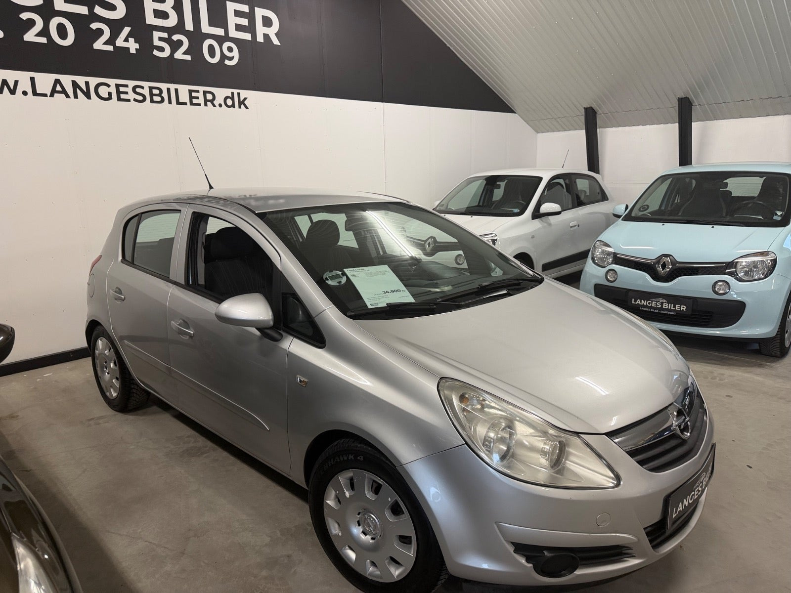 Grå Opel Corsa fra 2007