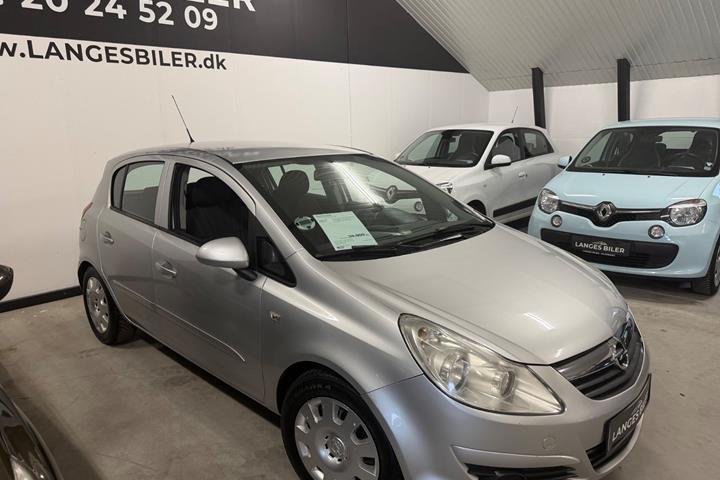 Grå Opel Corsa fra 2007
