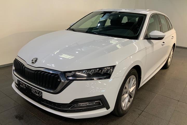 Hvid Skoda Octavia fra 2021