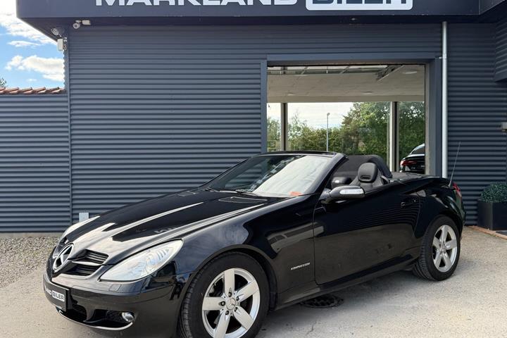 Sort Mercedes SLK200 fra 2004
