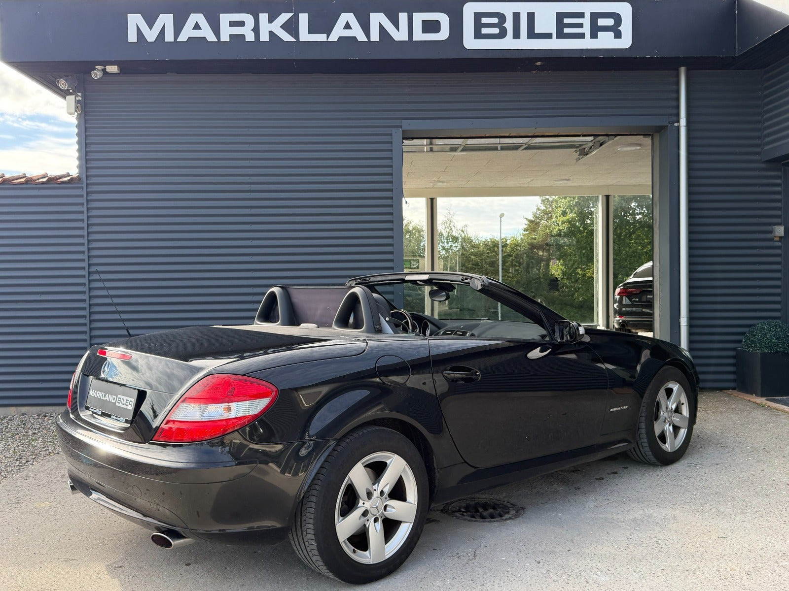 Sort Mercedes SLK200 fra 2004