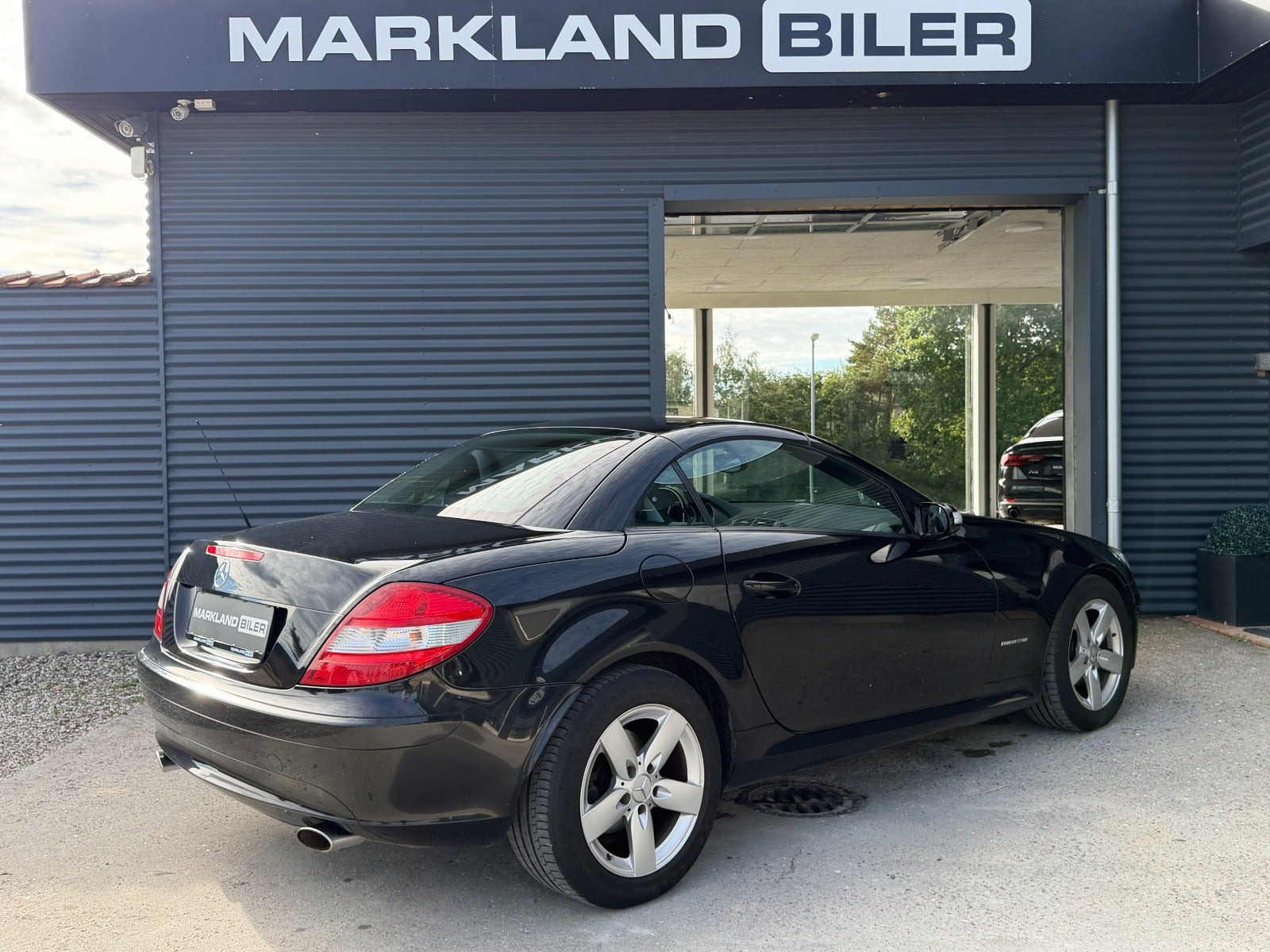 Sort Mercedes SLK200 fra 2004