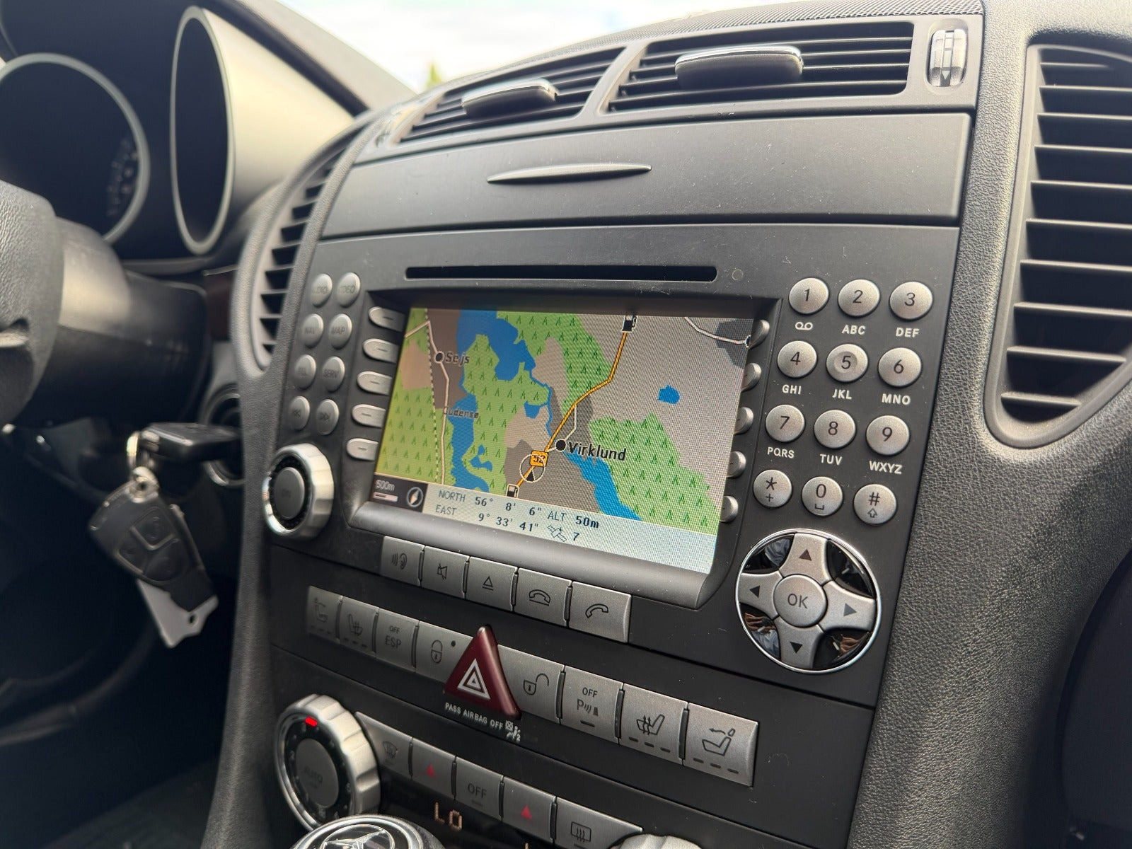 Sort Mercedes SLK200 fra 2004