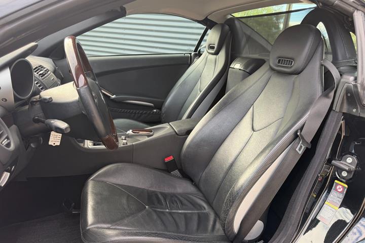 Sort Mercedes SLK200 fra 2004