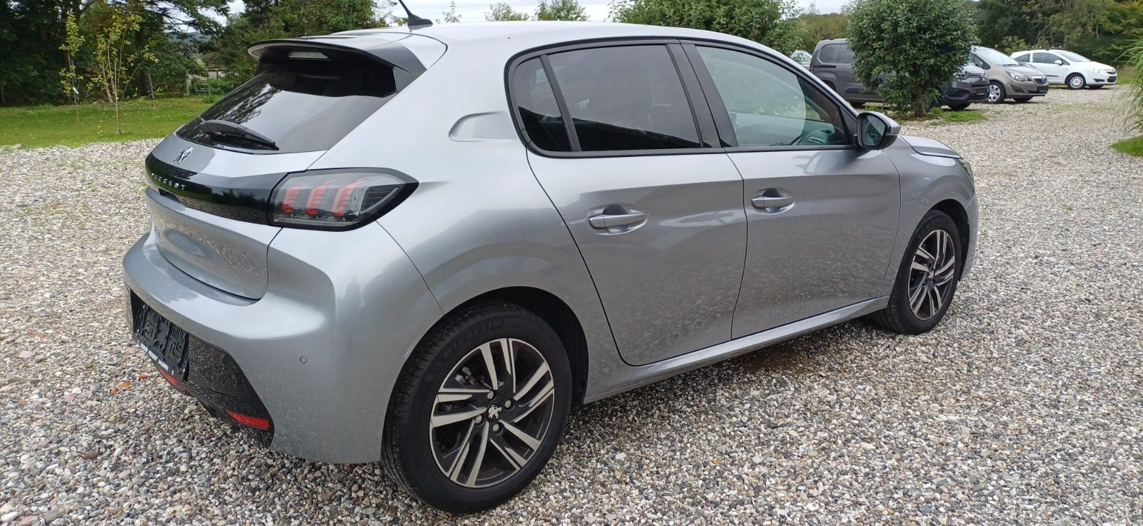 undefined Peugeot 208 fra 2021