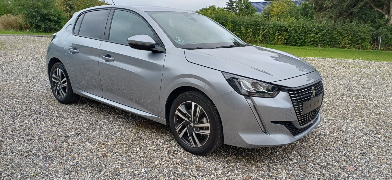 undefined Peugeot 208 fra 2021