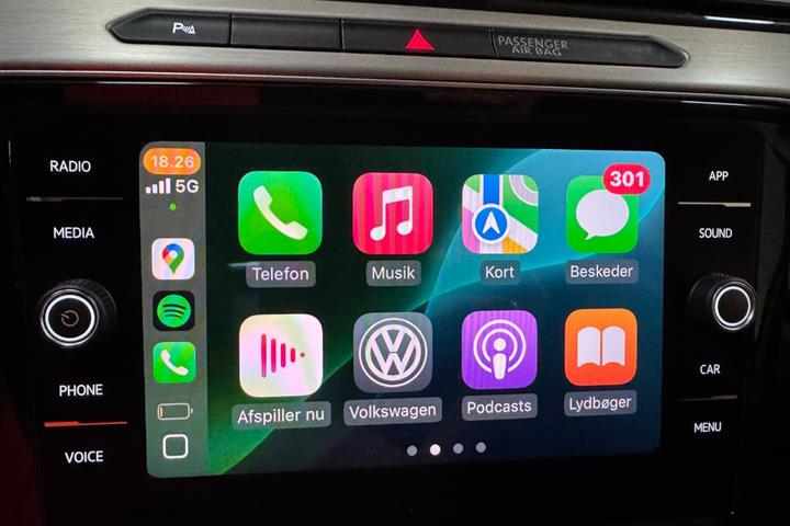 Sort VW Passat fra 2018