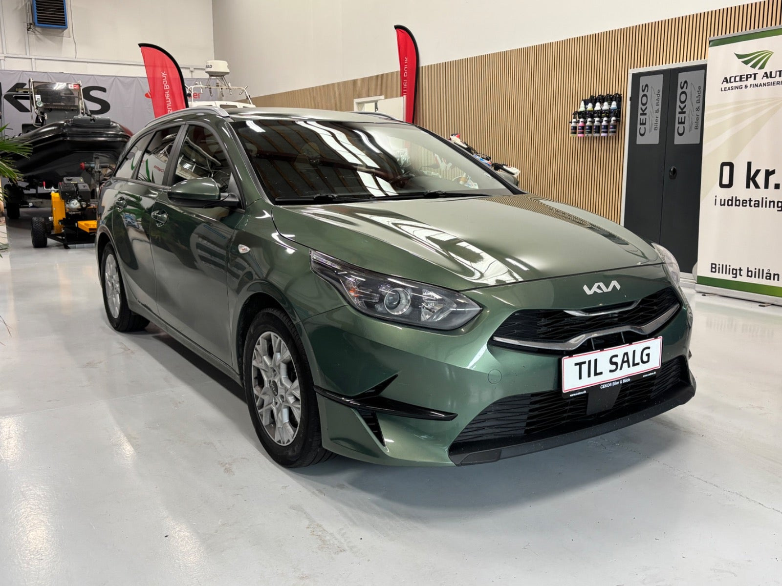 Grøn Kia Ceed fra 2023
