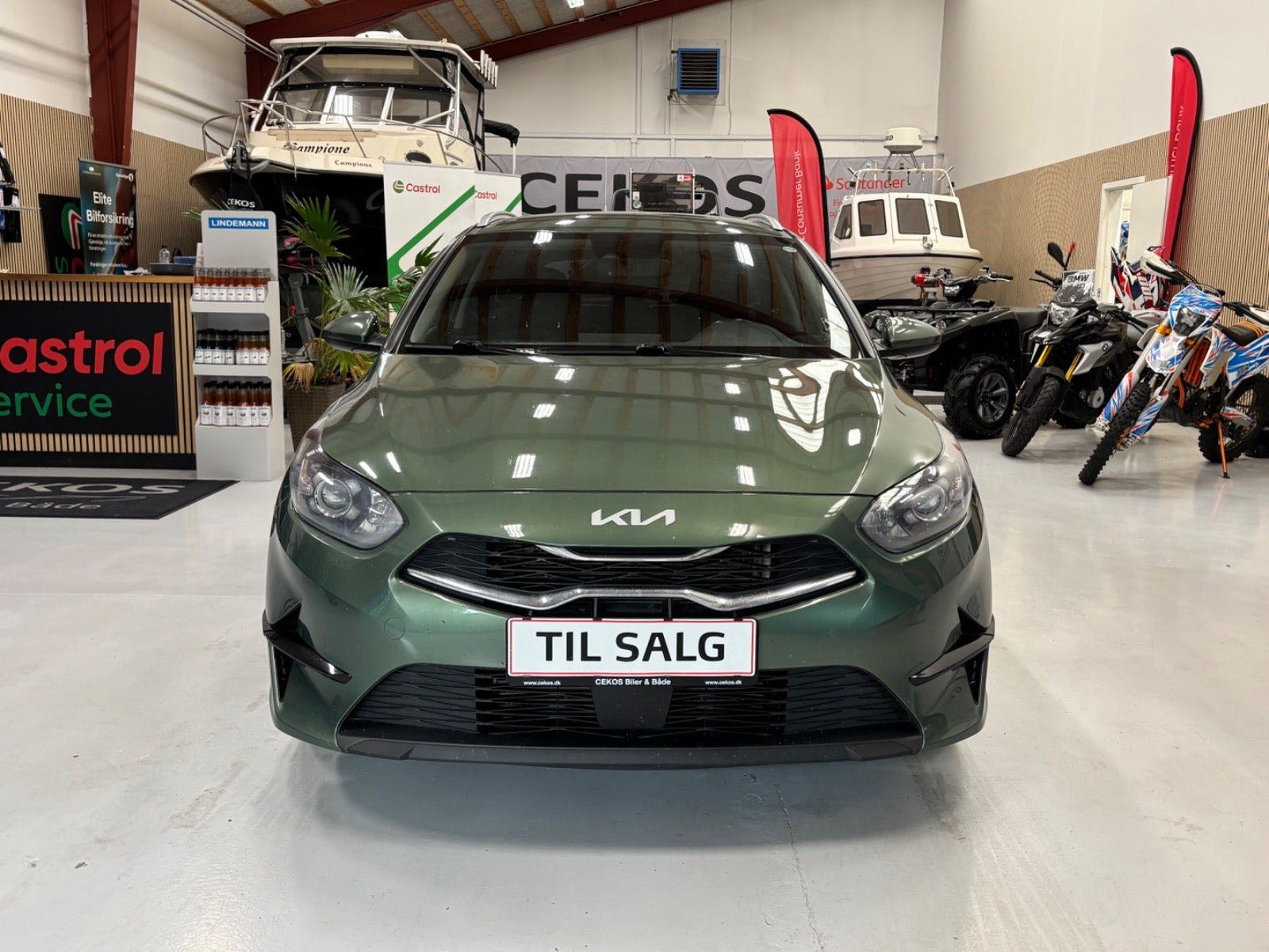 Grøn Kia Ceed fra 2023