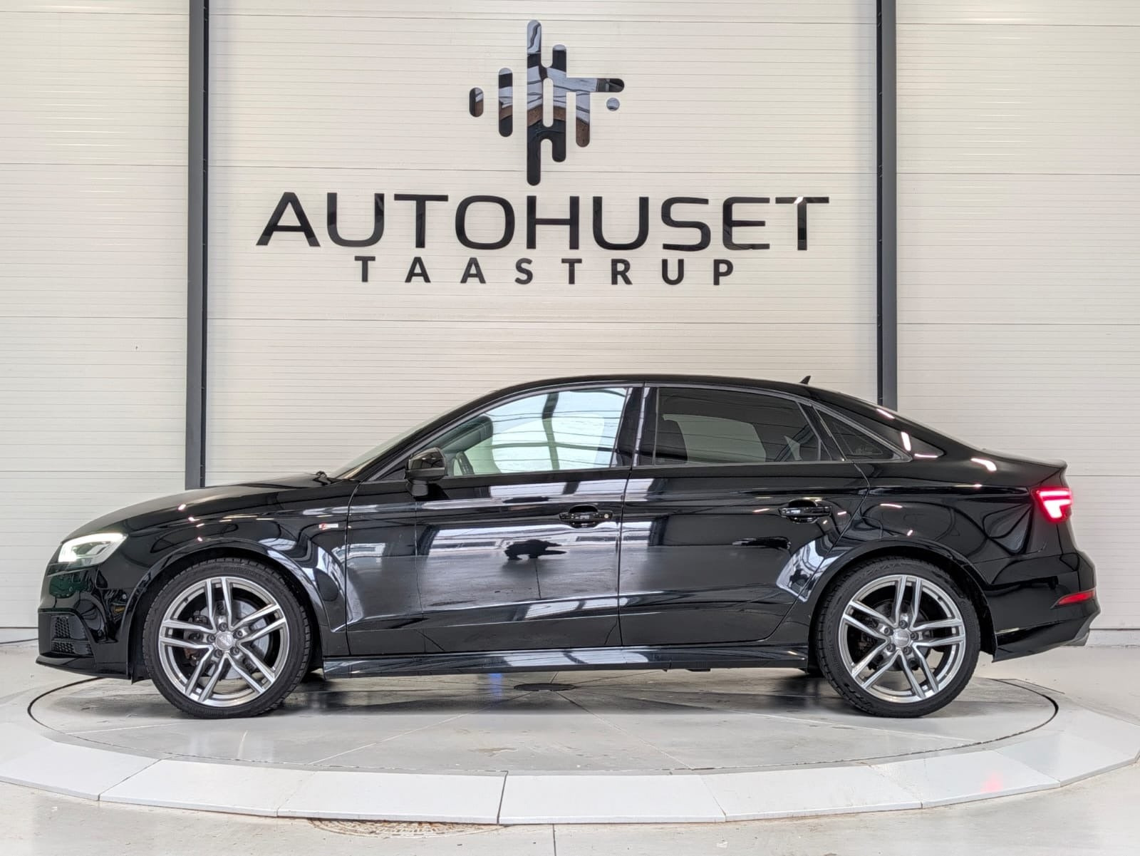 Sort Audi A3 fra 2019